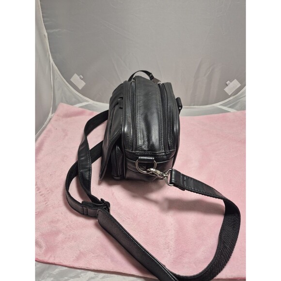 Hi-Pro Genuine Leather Camera Carrying Case/Storage Bag - Black (2045S) - Picture 3 of 10